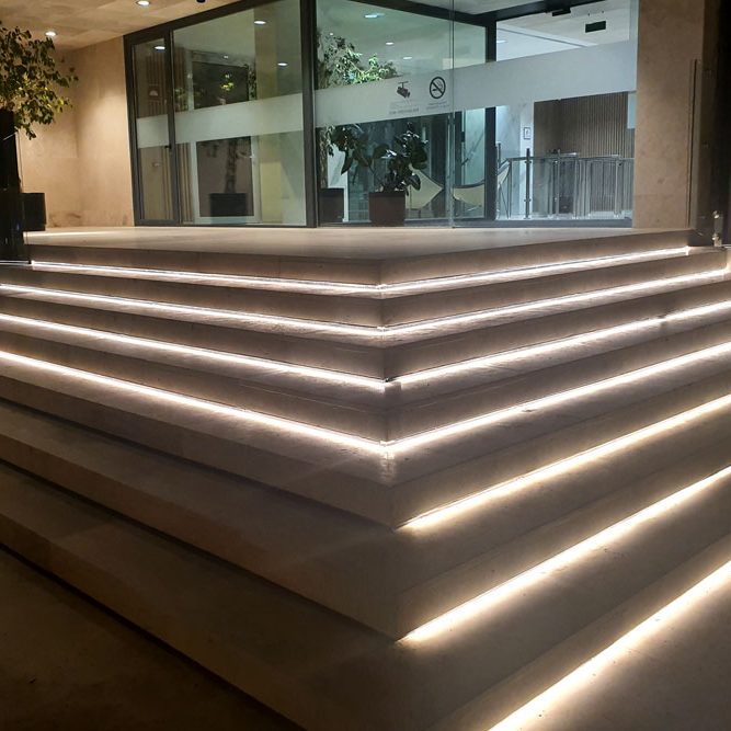 Adecuación zonas exteriores oficinas Neinver